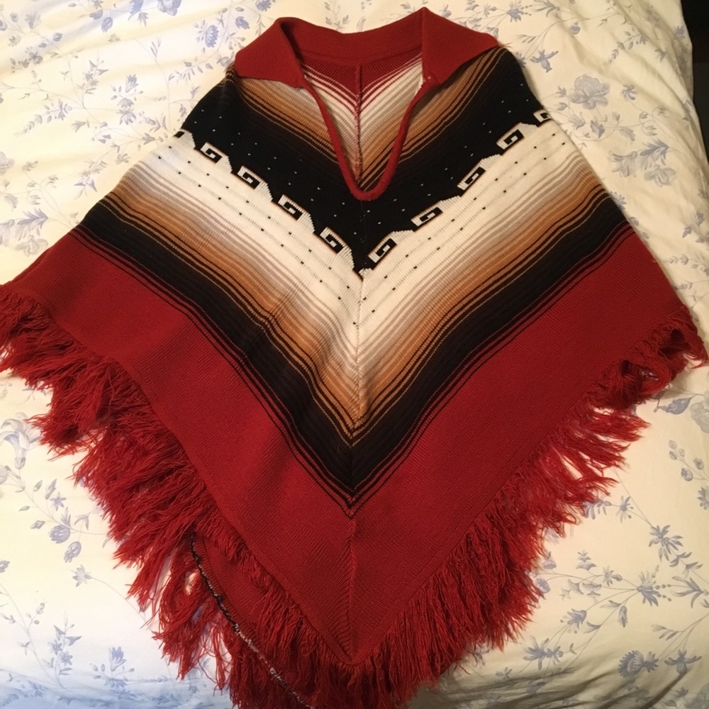 Poncho - Picture 2 of 2